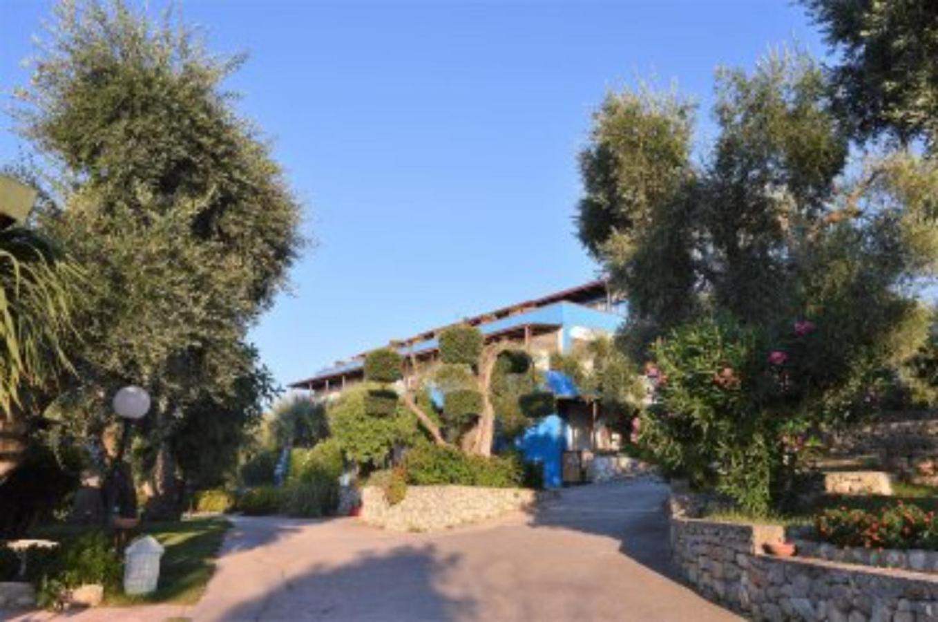 Villaggio Uliveto Rodi Garganico Exterior photo