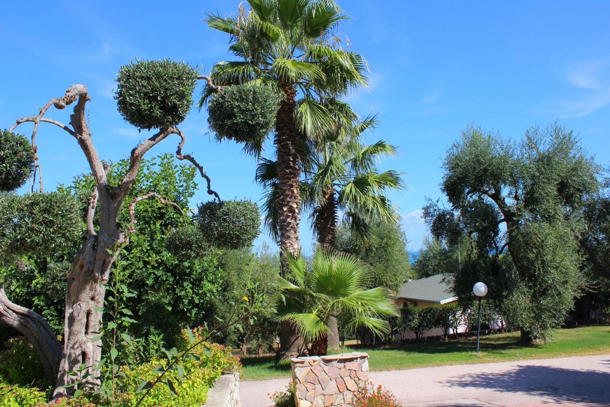 Villaggio Uliveto Rodi Garganico Exterior photo